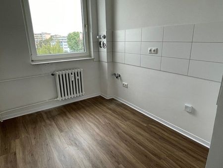 Attraktiv! Sanierte 3 bzw. 2-Zimmerwohnung - Foto 5