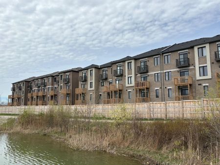 For Lease - 77 Riley Reed Lane, Richmond Hill, Ontario - Photo 2