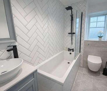 Stunning Bedroom House In Magnolia Gardens, HA8 - Photo 5