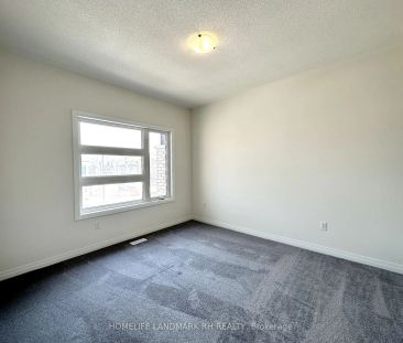 Property For Lease | E9030437 - Photo 1