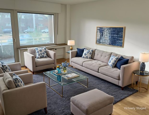 Große 3-Zimmer-Wohnung mit Platz für die ganze Familie in Duisburg Mittelmeiderich - Photo 1