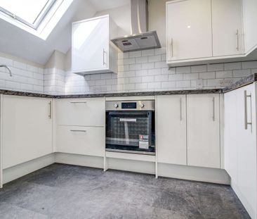 Dewell Mews, Swindon, Swindon, SN3 - Photo 4