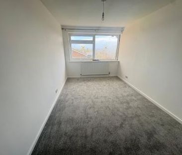 Sandy Hill Road, Farnham, GU9 - Photo 5