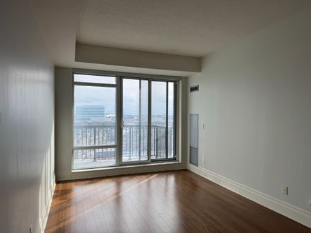 For Lease - 151 Upper Duke Crescent Unit# 1001, Markham, Ontario - Photo 4