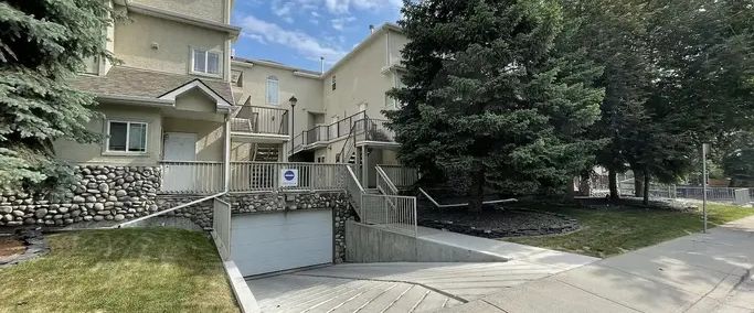 Stylish 2 Bed Condo in the Heart of Windsor Park – Ground Floor Unit! | 628 56 Avenue Southwest, Calgary - Photo 1