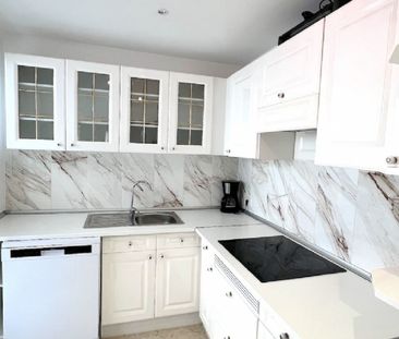 3 Bedroom Apartment For Rent in Puerto Banús, Málaga - Photo 6