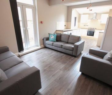 Sheil Rd, Kensington. - Photo 2