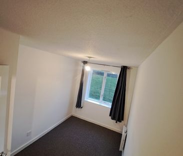 2 Bed Flat, St. Davids Court, M8 - Photo 4