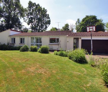 4 bedroom detached house to rent - Photo 2