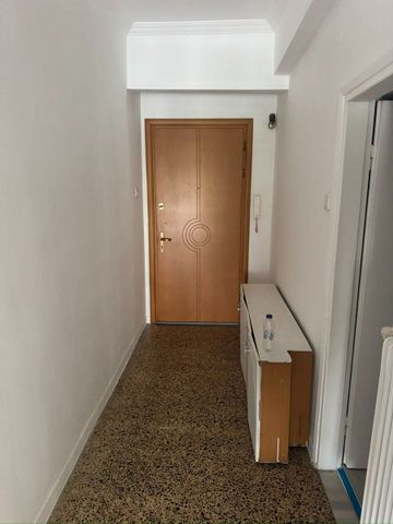 Studio/Γκαρσονιέρα για ενοικίαση Σκεπάρνη (Αμπελόκηποι) - Photo 2
