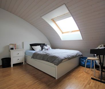 5.5 Zimmer, 143 m², 2. Stock - Photo 2