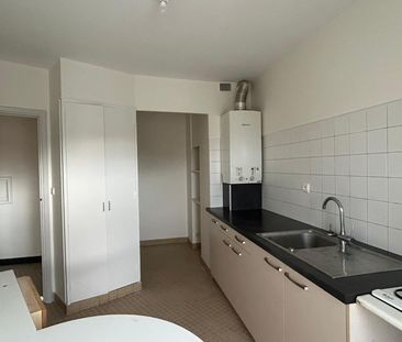 Location Appartement 2 pièces 68m² ALBI 81000 - Photo 4