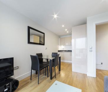 1 bedroom flat to rent - Photo 3