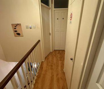 4 bedroom flat share to rent - Photo 1