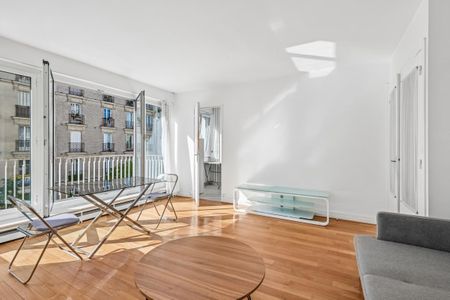 Location Appartement 2 pièces 60m² PARIS 16ème - Photo 5