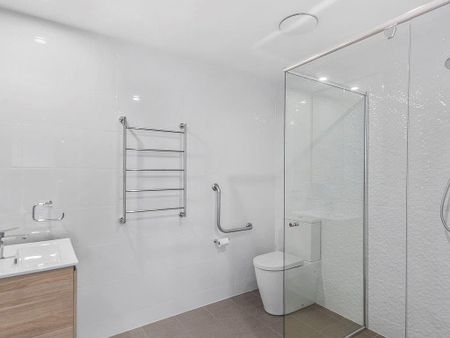 Stylish Two-Bedroom in Prestigious Signature Building - Photo 2