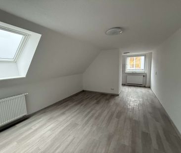 Erstbezug nach Modernisierung – gemütliche Dachgeschosswohnung - Foto 2