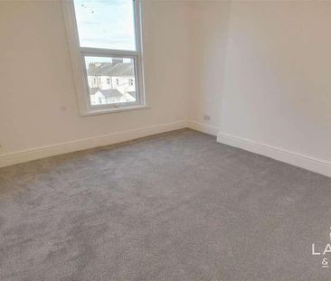 The Parade, CO14 - Photo 6