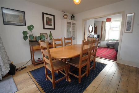 3 bedroom terraced house to rent - Photo 2