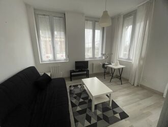 Location Appartement 1 pièces 15 m2 à Saint-Quentin - Photo 5