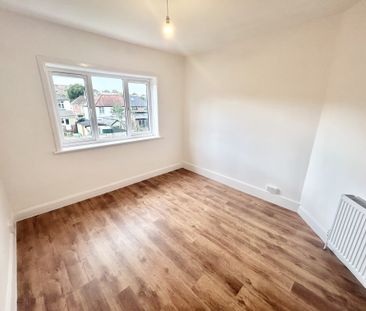 Bitterne Road West, Southampton - Photo 4