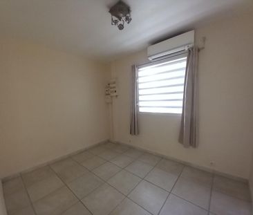 Location Appartement 3 pièces 63m² LE GOSIER 97190 - Photo 5