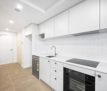 902/11 Launceston Street, Phillip - Photo 4