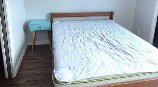 Modern Central 1BR with Balcony - Photo 1