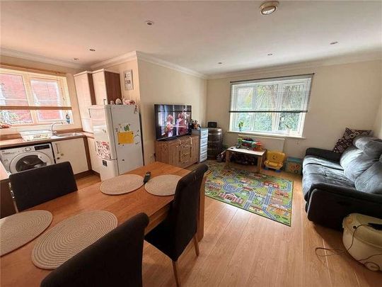 Dale Road, Southampton, Hampshire, SO16 - Photo 1