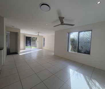 Fabulous Spacious Duplex - Photo 1