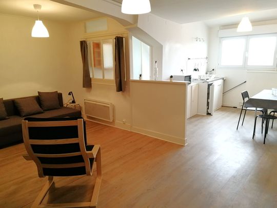 A Louer - Nantes Saint Clement - Appartement De Type 1 MeublÉ De 32,99 M² - Photo 1