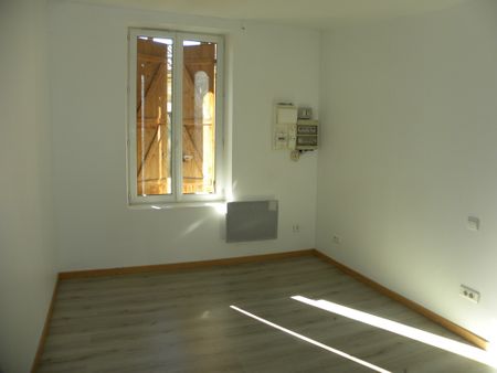 Appartement de 100 m2 à Villeneuve sur lot - Photo 2