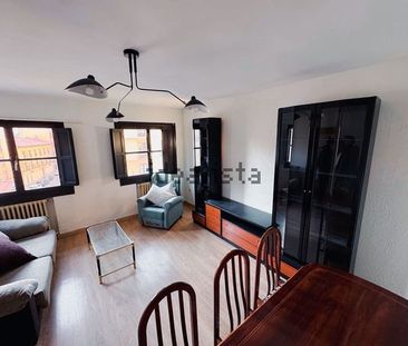 Alquiler de piso en Plaza Don Gutierre, 4 - Photo 4