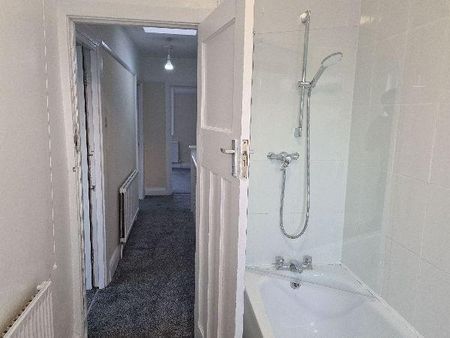 4 bedroom maisonette to rent - Photo 5