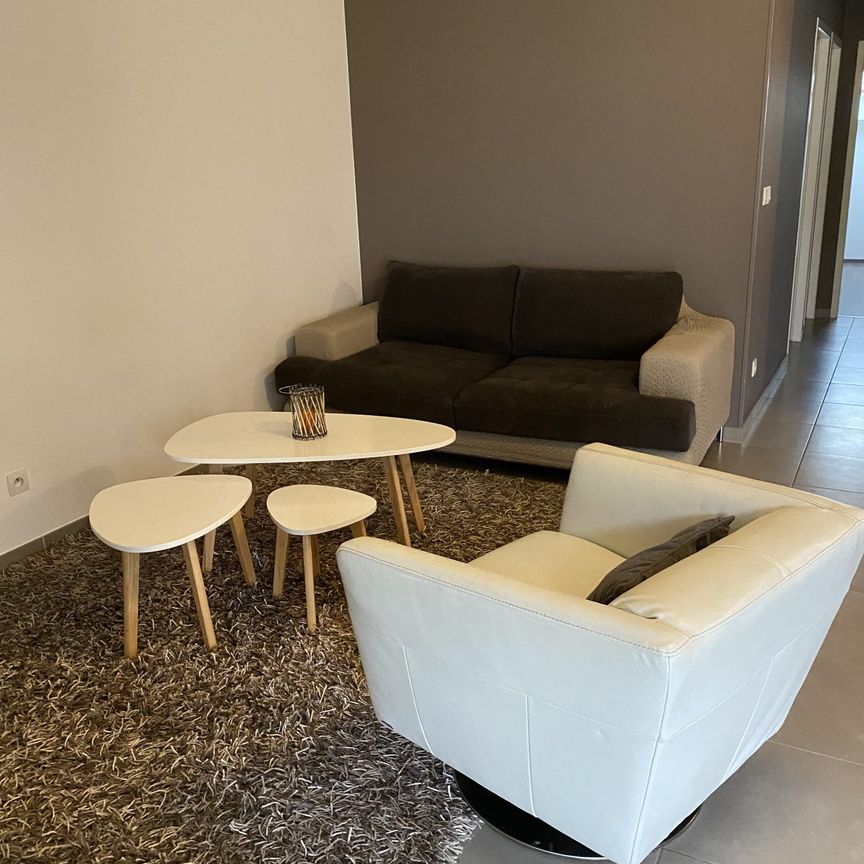 Location Appartement 3 pièces 71m² POISY 74330 - Photo 1