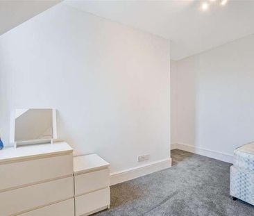 Oakhill Road, London, SW15 - Photo 3