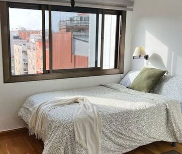 Carrer de Rius i Carrió, L'Hospitalet de Llobregat, Catalonia 08904 - Photo 4