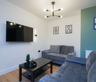 Fab Double En-Suite Rooms in Luxury Co-Living HMO - Photo 3