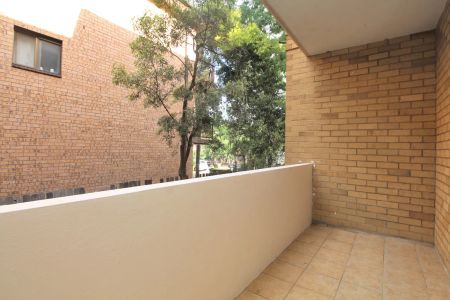 2/17 Caroline Street, Westmead. - Photo 5