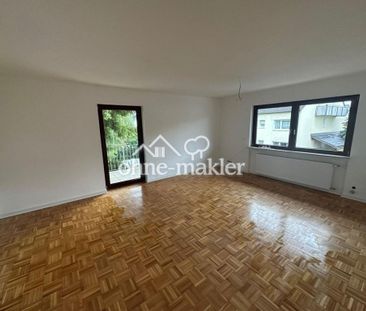 Großzügige und lichtdurchflutete 2-Zimmer-Wohnung mit Küche & 2 Bal... - Foto 1