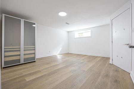 For Lease - 314 Wenlock (Basement) Avenue, Richmond Hill, Ontario - Photo 3