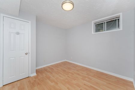 For Lease - 21 Beverley Street Unit# (Lower Level), Waterloo, Ontario - Photo 2