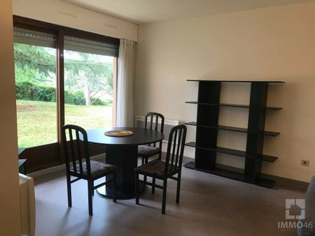 Location Appartement 1 pièce 38m² CAHORS 46000 - Photo 2