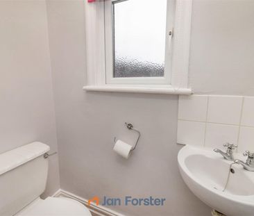 3 Bedroom Flat - First Floor - Photo 3