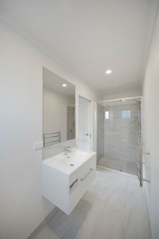 Near-New Stylish Townhouses - Photo 3