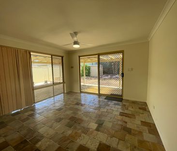 33 Yandal Crescent, Ballajura WA 6066 - House For Rent - $680 | Domain - Photo 2