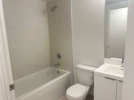 For Lease - 8 Widmer Street Unit# 1012, Toronto, Ontario - Photo 5