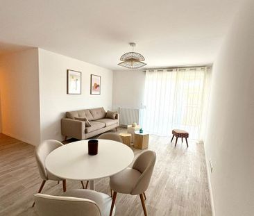 Location - appartement - 66.51 m² - 3 Pièces - Photo 4