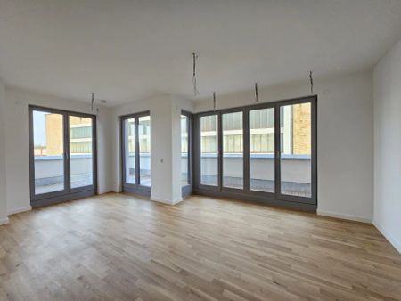 4.25 3 Zimmer Penthouse im Leuchtgaswerk - Photo 2