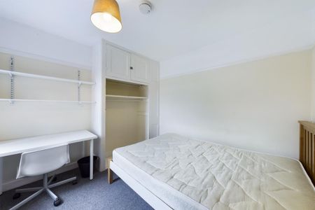 4 bedroom house to rent - Photo 3